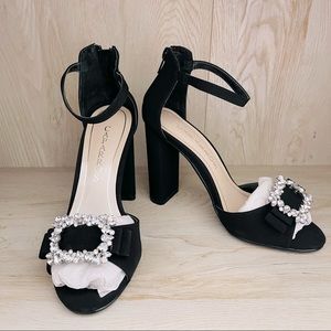 🌻 Caparros Black Pasha Embellished Block Heel Size 7
